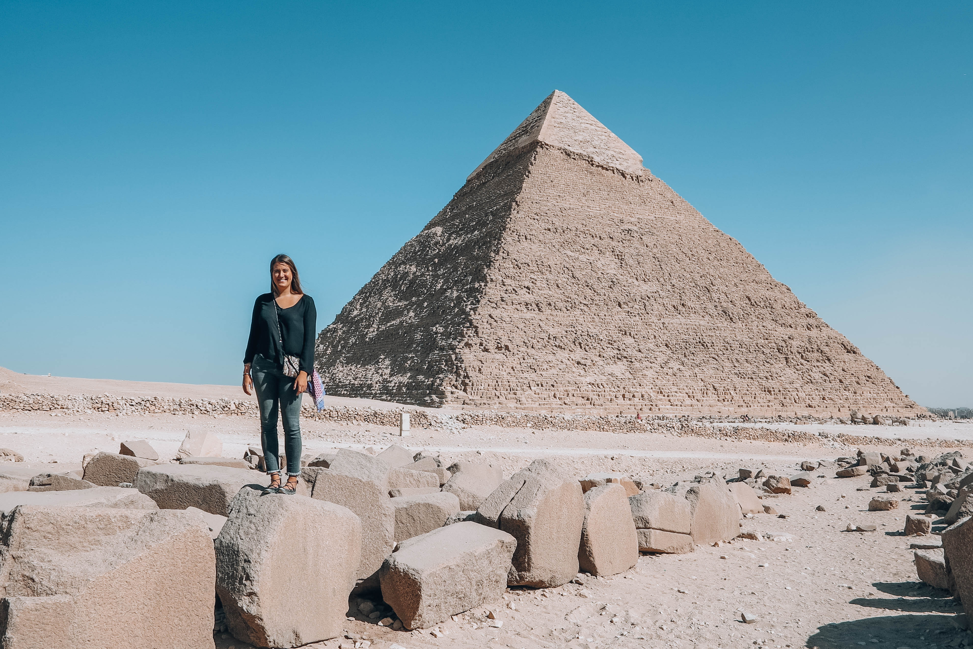 Пирамида хеопса и человек